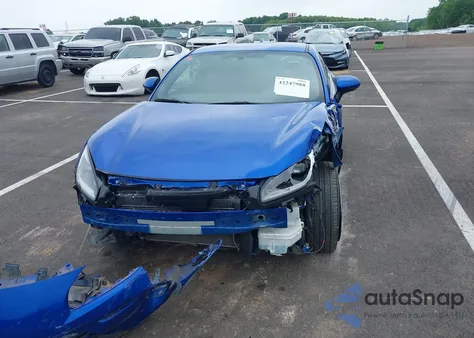2023 Subaru Brz Premium from USA, damaged, VIN JF1ZDBB16P9704552